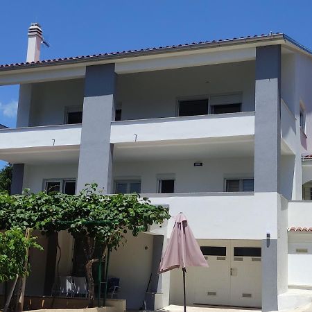 Apartman Emily, 6 Plus 2 Guests, Newly Refurbished Pula Exterior foto