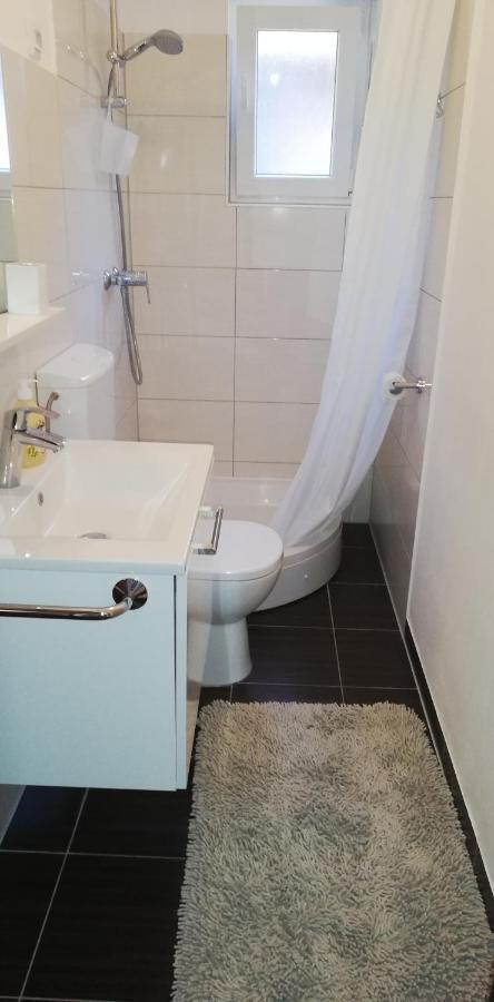 Apartman Emily, 6 Plus 2 Guests, Newly Refurbished Pula Exterior foto